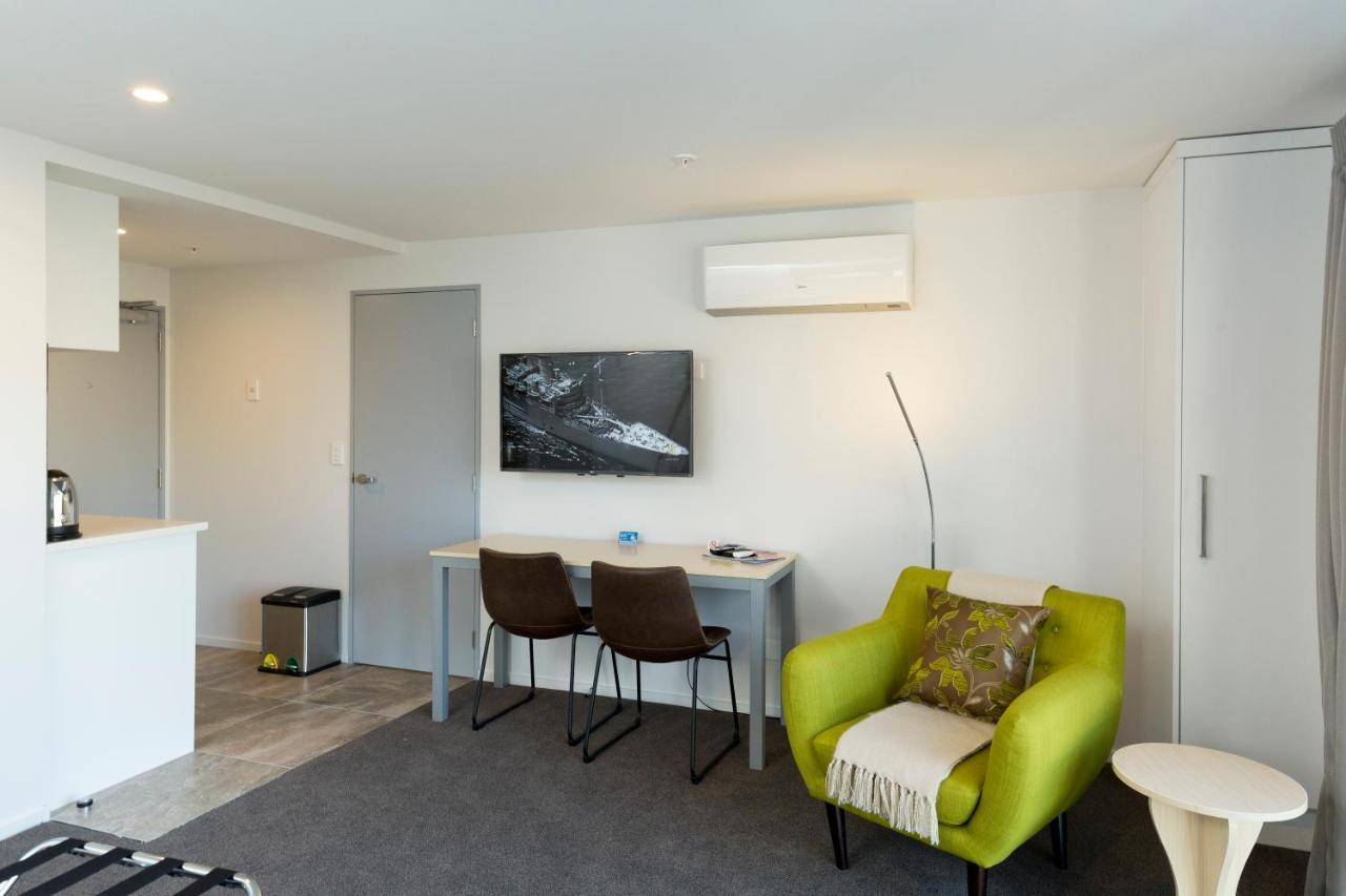 2 On Whiteleigh And 239 On Lincoln Motel Christchurch Habitación foto A typical one-bedroom apartment at the hotel